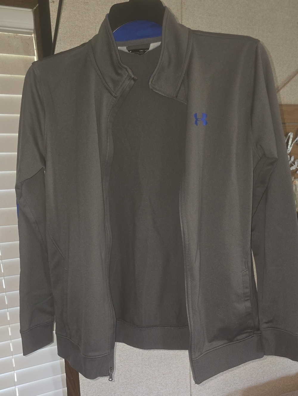 Under Armour Black Full-Zip Performance Jacket with Blue Logo